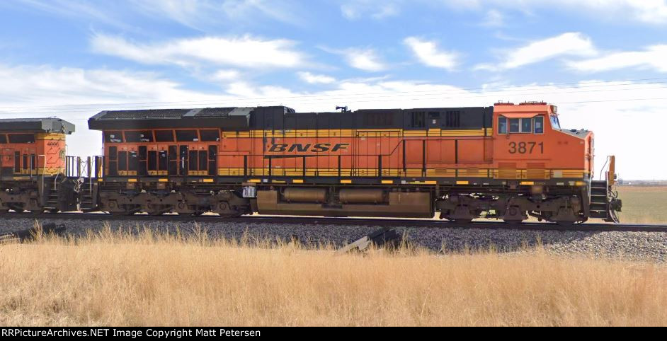 BNSF 3871